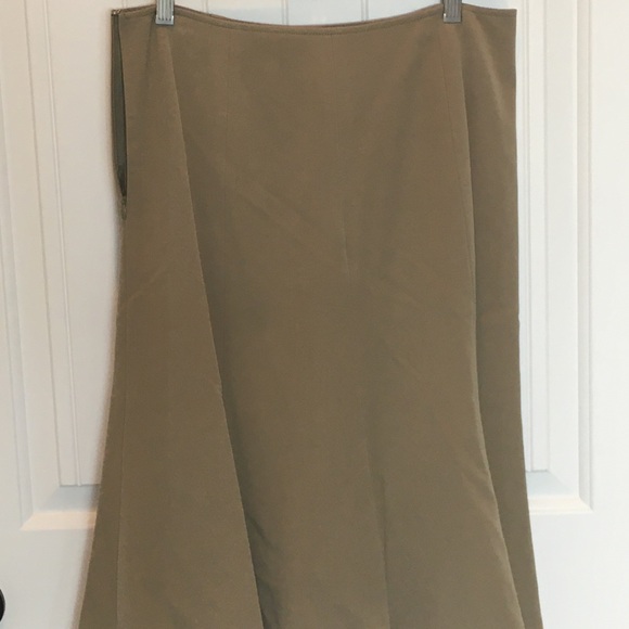 Rafaella Women’s tan A-line midi skirt - Picture 2 of 2